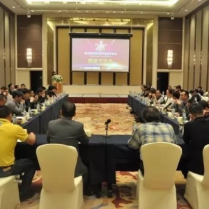 �Ј���ô�y��ʲô�����Ǻ��磬�Bֳ����ԓ����x�磬�҂���  ��Ԓ��