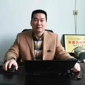 �����΄��£����s������ƶ浭ˮ�~���@�Һ�ĸ��