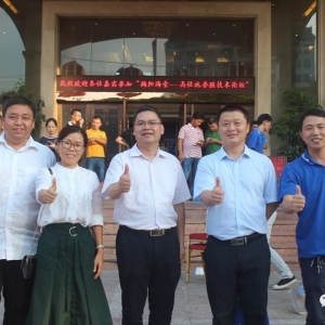 �����r���N(xi��o)����10000�����N(xi��o)���������L(zh��ng)���@���r����I(y��)�������ˏ�(qi��ng)��(sh��)