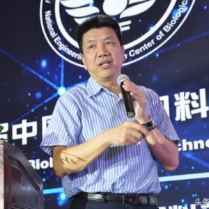 ���\�飺���ͽ�ĸ���B�������о��Mչ