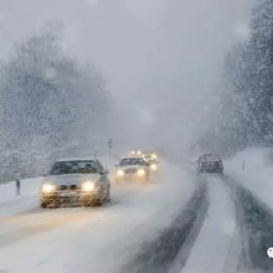 ѩ����ٷ�·���a�~3�챩�q1Ԫ/�